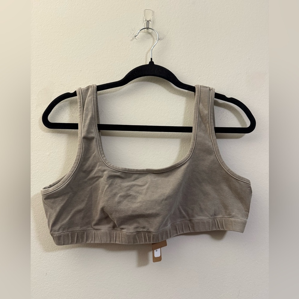 NWT SKIMS Sports Bra Minimal Support in Browny‎ Green - 3X